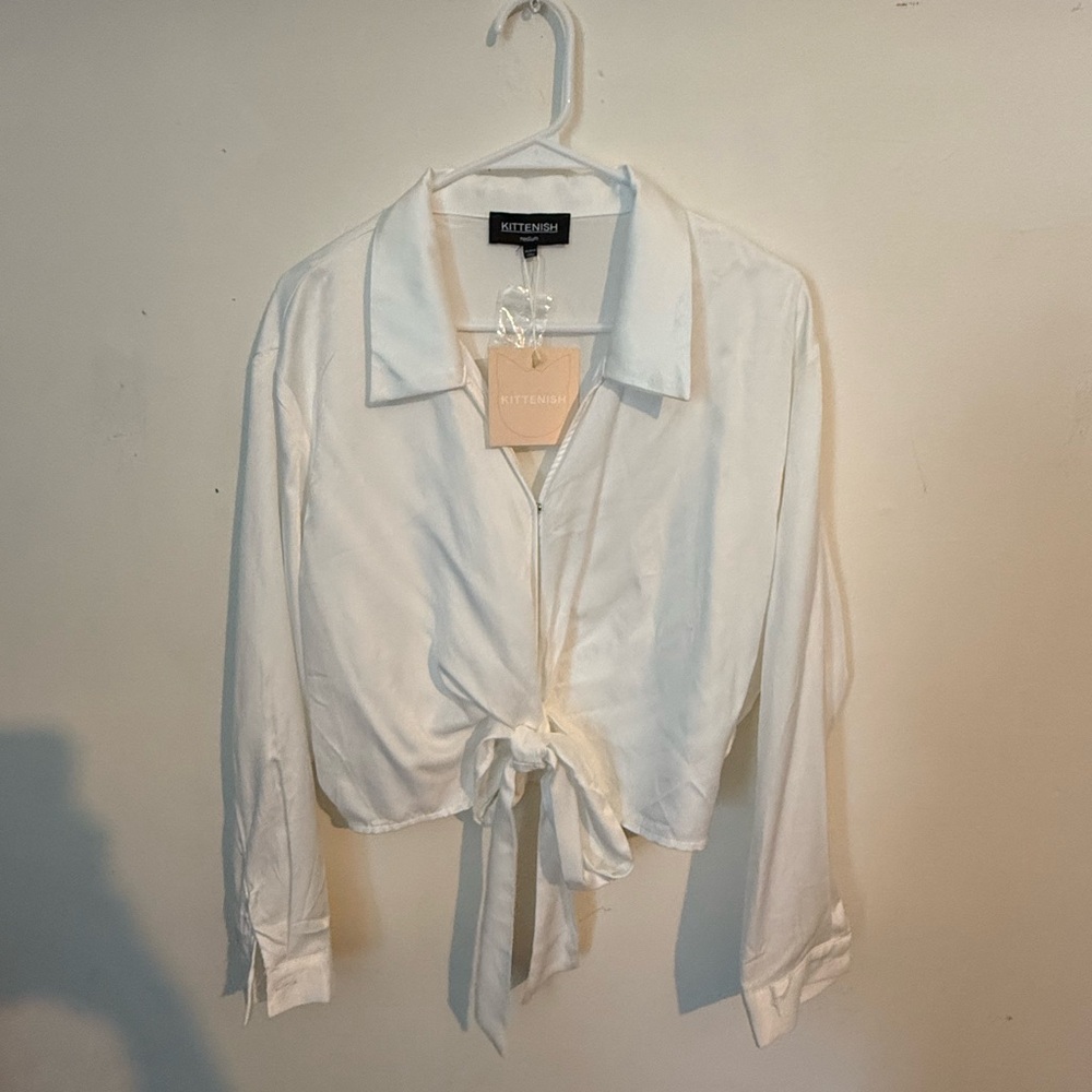 Kittenish White Long Sleeve Tie Front Crop Shirt
